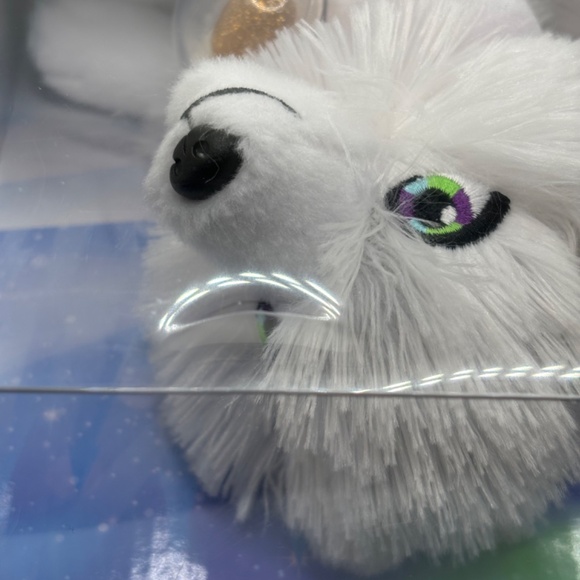 Elf Pets Arctic Fox Christmas Book Storybook & Plush Animal - Box has Minor Dent - Picture 4 of 7